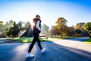 ۱۰ فایده پیاده روی در سلامت بدن | بهترین زمان پیاده روی چه زمانی است؟