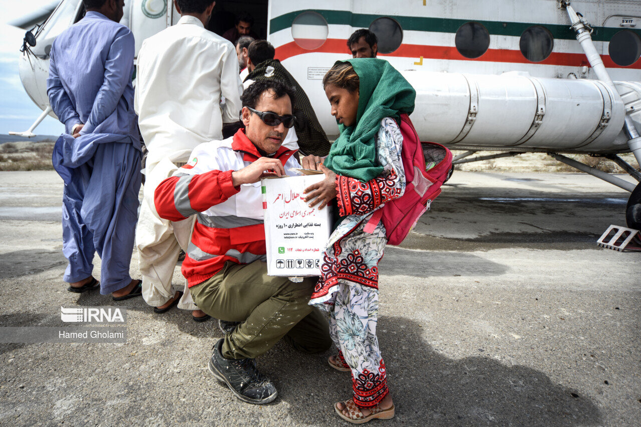 بالگردهایی که با انجام بیش از ۳۵ سورتی در  سیستان وبلوچستان به پرواز درآمدند | تصاویر