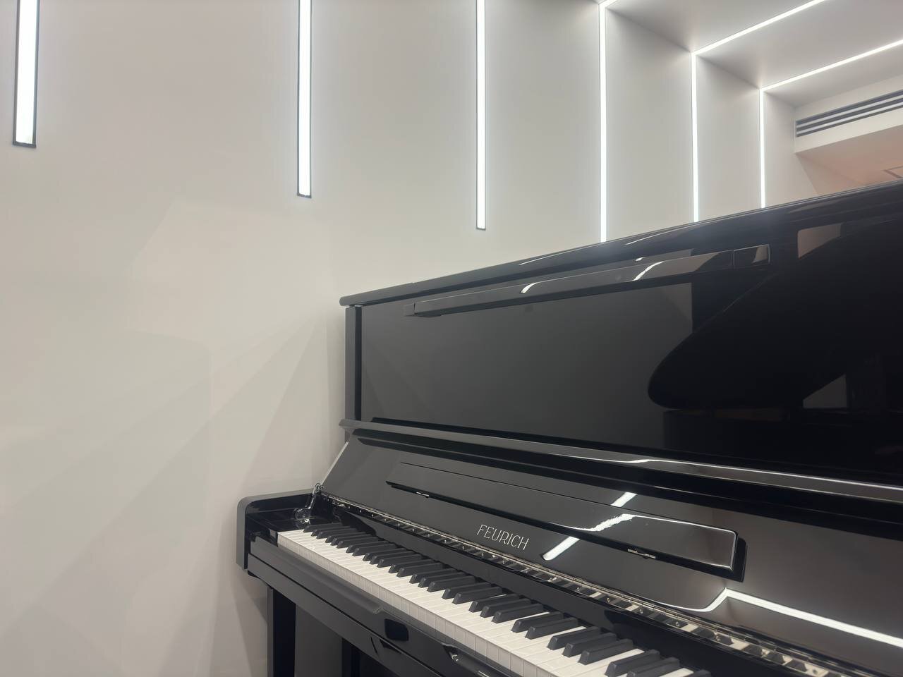 بررسی قیمت پیانو تا پایان زمستان 1402