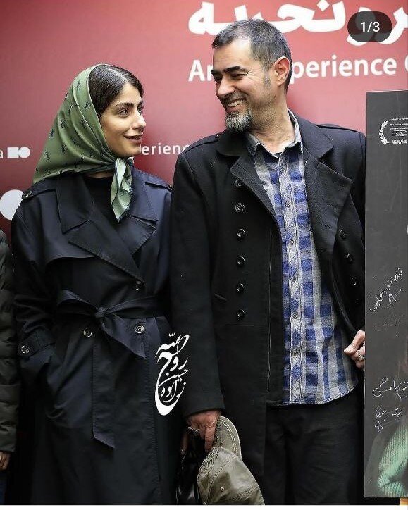 آخرین تصویر از شهاب حسینی و همسرش + تصاویر | خنده های آقای کارگردان در اکران خصوصی فیلمش