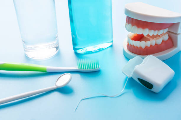 برای سلامت ریشه دندان این دو کار فراموش نشود | درد دندان در گرما و سرما را جدی بگیرید