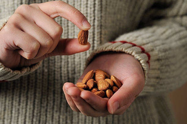 فواید شگفت انگیز مصرف منظم آجیل