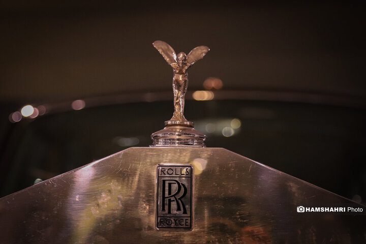 رونمایی از کالسکه های ترور ناصرالدین شاه و تاجگذاری محمدرضا پهلوی