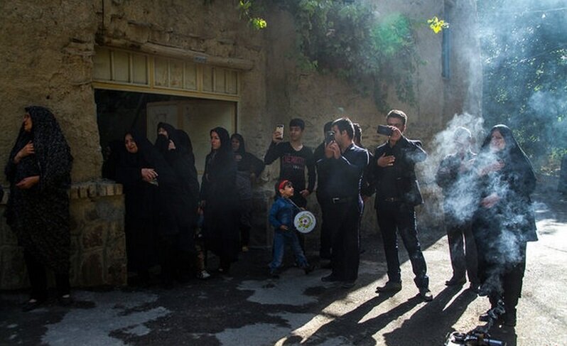 حکایت الوداعخوانی چاووشخوانها در کوچههای تهران