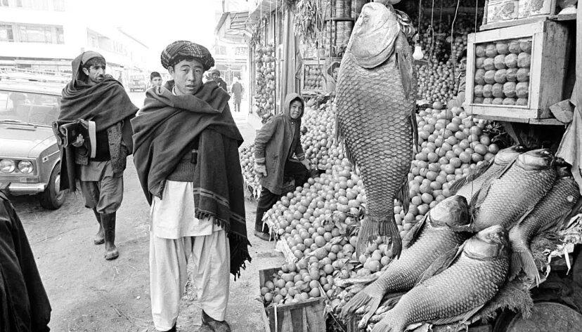 ماجرای عجیب جوشاندن گلوله های فشنگ توسط سربازان شوروی در افغانستان برای تهیه غذا