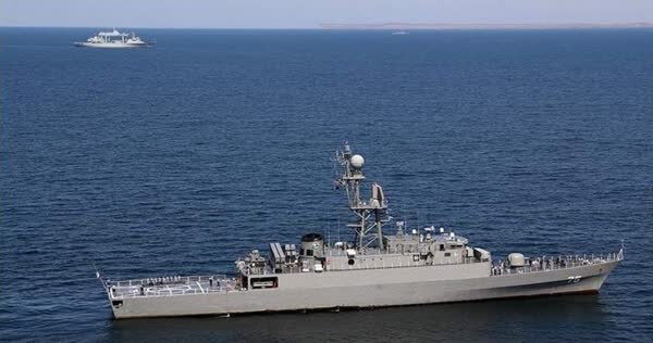 ورود ناوهای ایران، چین و روسیه به منطقه رزمایش دریایی ۲۰۲۴ + عکس | کدام ناوها از ایران حضور دارند؟