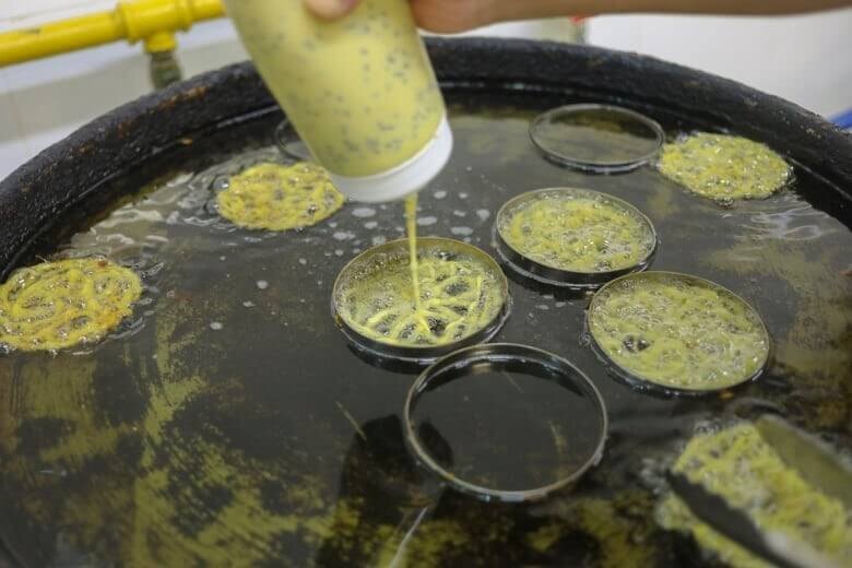 کشف سابقه بامیه در تهران | قدیمیترین زولبیا فروشی در پایتخت کجا بود؟ | انتظار ۳ شاه برای آمدن رمضان و خوردن بامیه