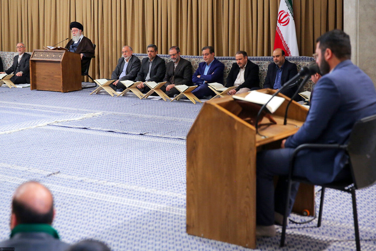 محفل انس با قرآن کریم در حضور رهبر انقلاب + تصاویر