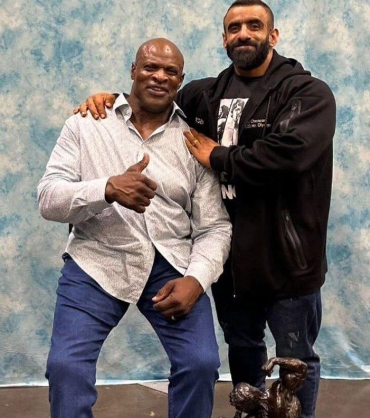 تصویر خوشحالی رونی کلمن در آغوش هادی چوپان | وضعیت بد قهرمان نامدار را ببینید