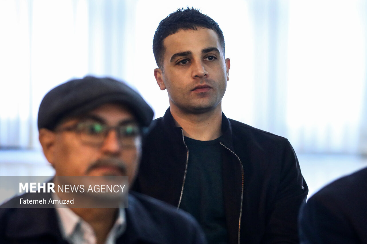 عکس| چهره متفاوت آرمان درویش در دیدار با رئیس جمهور