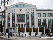 تصاویری از حمله به سفارت روسیه با کوکتل مولوتف در مولداوی | ببینید