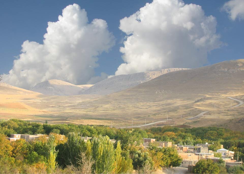 تعطیلات خود را میان جنگل و آبشار در چند متری تهران سپری کنید