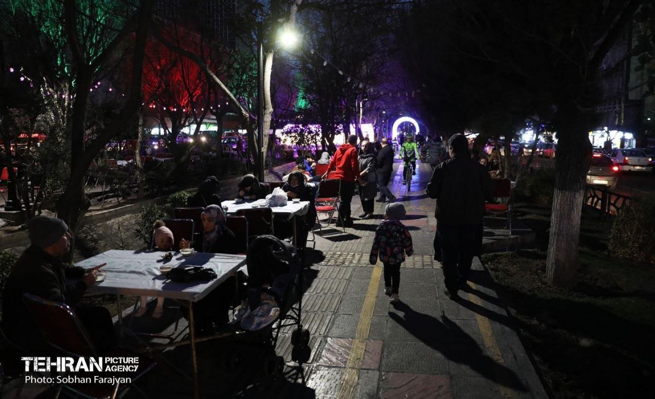 مهمانی جذاب در سبزترین بلوار تهران | اینجا فضای دنجی برای دیدارهای دوستانه و خانوادگی است