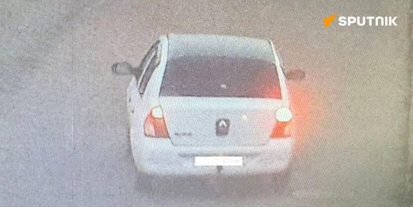 فرار تروریست‌ها با یک خودروی معروف فرانسوی در روسیه | اولین تصویر از خودروی تروریست‌های داعشی را ببینید