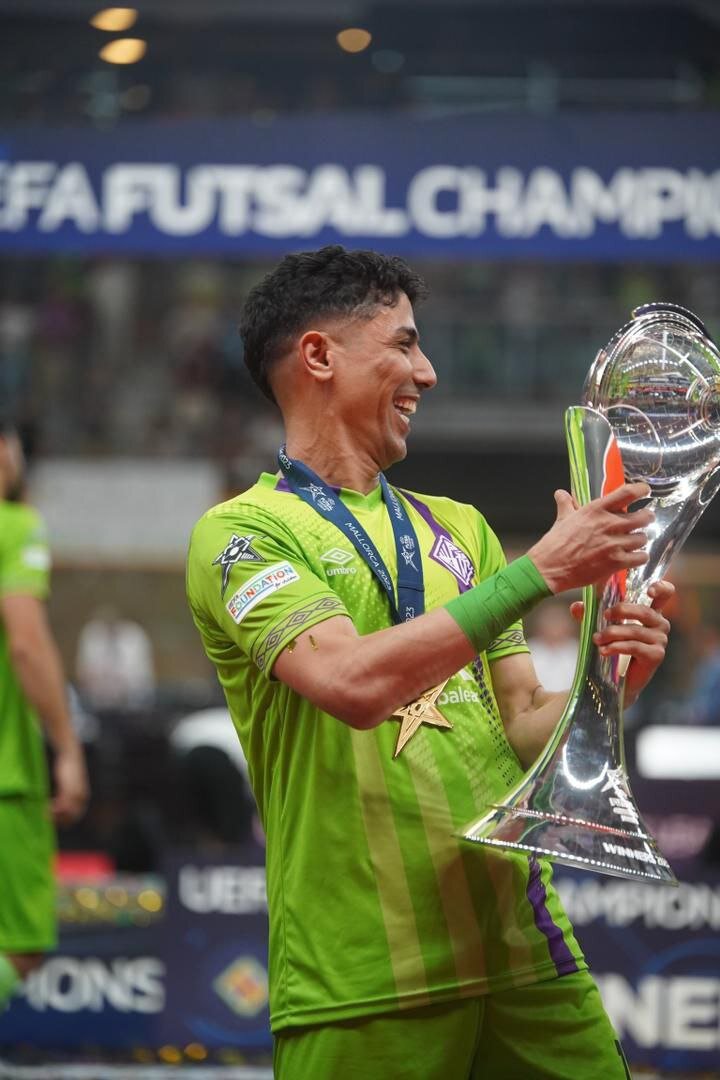 ملیپوش ایران در جمع تیم منتخب لیگ قهرمانان اروپا + جزئیات