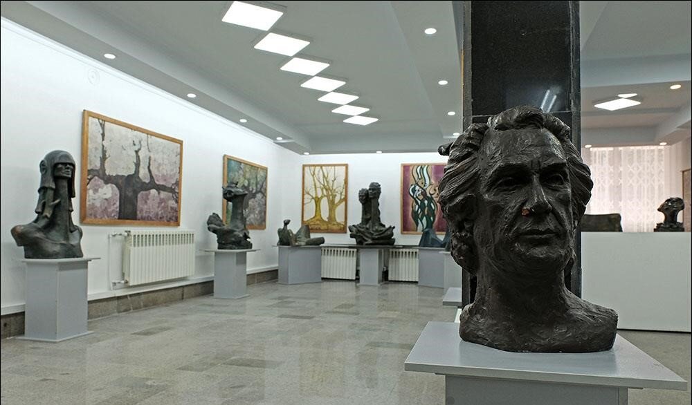 ۱۲ پیشنهاد برای موزه گردی در تهران | از موزه استاد انتظامی گرفته تا باغ موزه هنر ایرانی