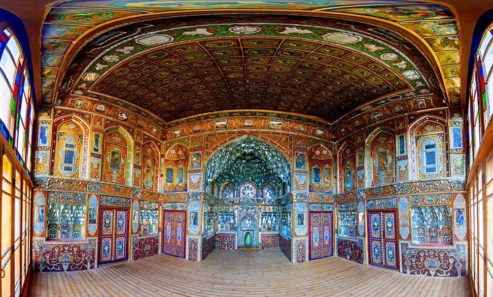 ۱۲ پیشنهاد برای موزه گردی در تهران | از موزه استاد انتظامی گرفته تا باغ موزه هنر ایرانی