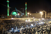 روایت تصویری از نیایش روزه داران در شب نوزدهم ماه رمضان در مصلی تهران