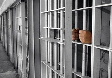 جیمز باند در زندان خوزستان! ؛ انتقال مواد مخدر و موبایل به زندان با هلی‌شات