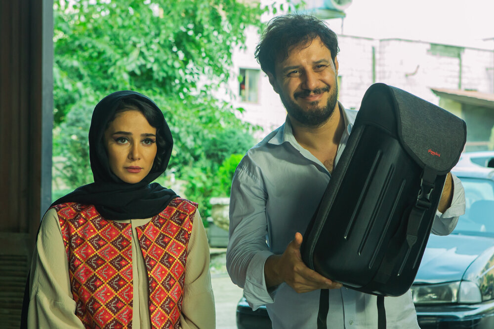 وقتی جواد عزتی خودش بدلکار فیلمش شد | تصاویر