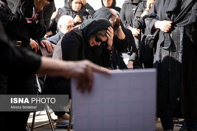 محسن تنابنده و چهره‌های خاصی که برای وداع با رضا داوود نژاد آمدند  + تصاویر
