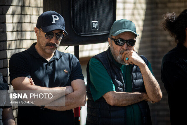 محسن تنابنده و چهره‌های خاصی که برای وداع با رضا داوود نژاد آمدند  + تصاویر