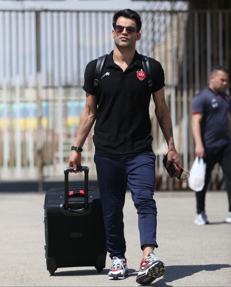 پرسپولیس عازم فرودگاه شد + عکس