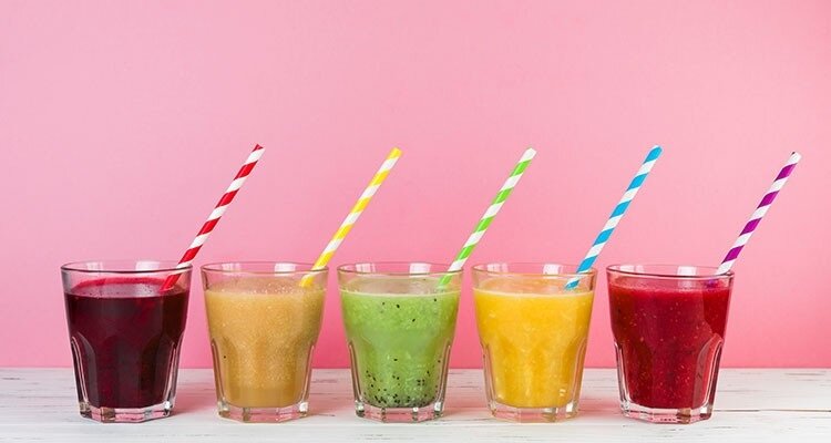 آب میوه صنعتی شما را به این بیماریها مبتلا میکند | تفاوتهای مهم آب میوه طبیعی و آب میوه غیر طبیعی