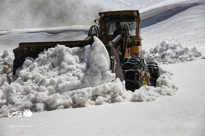 برفروبی محور هشتگرد-طالقان