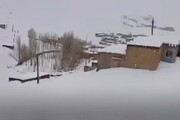 بارش برف شدید در روستای سلطانی ارومیه + فیلم
