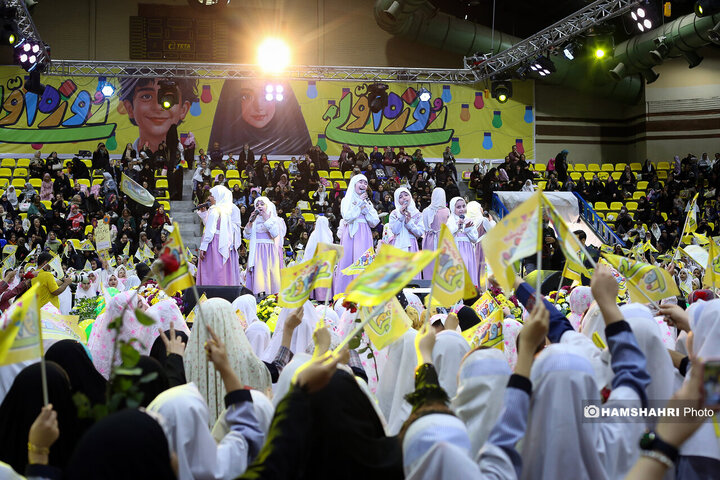 تصاویر شادی جشن روزه اولی ها در تهران