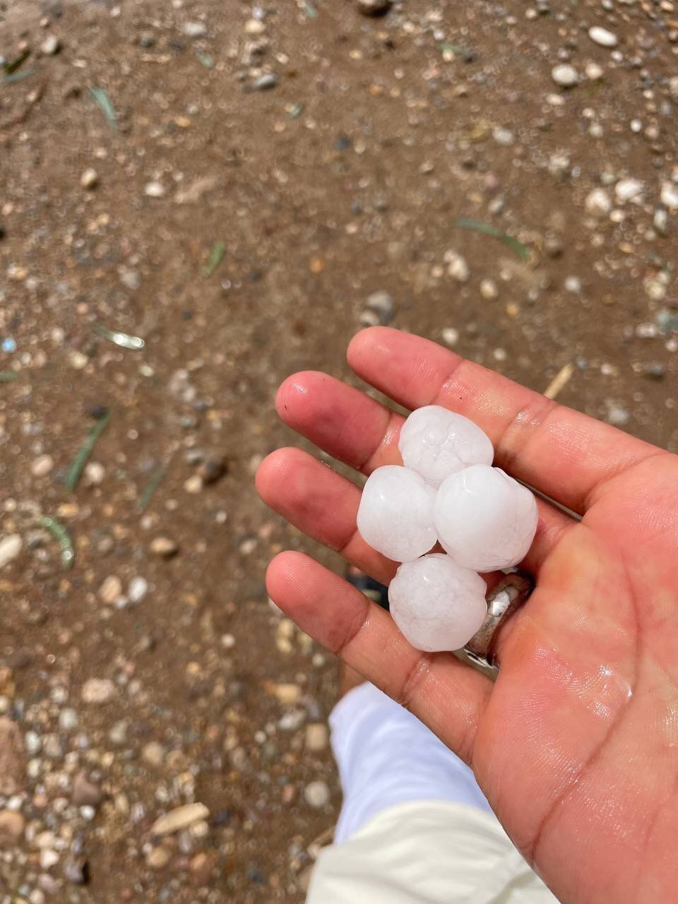 بارش تگرگ بزرگ در دهلران ایلام