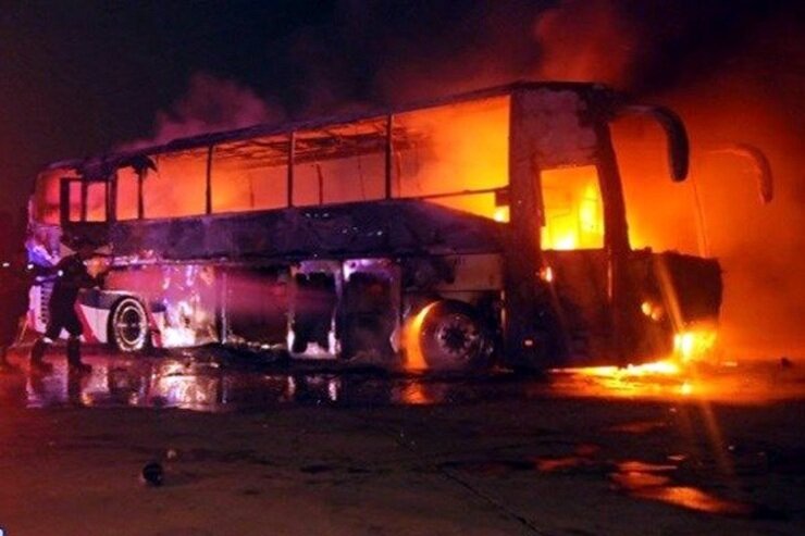 آتش سوزی اتوبوس