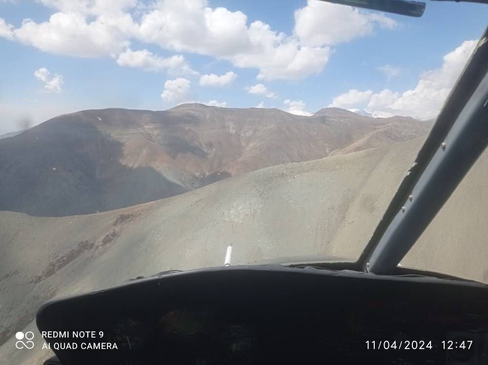 محل ماموریت اورژانس هوایی در ارتفاعات قله چین کلاغ 
