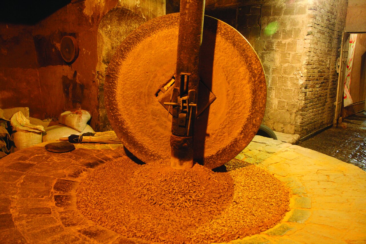 چرا آسیاب به نوبت؟ | وقتی آسیابانهای تهران بیکار شدند