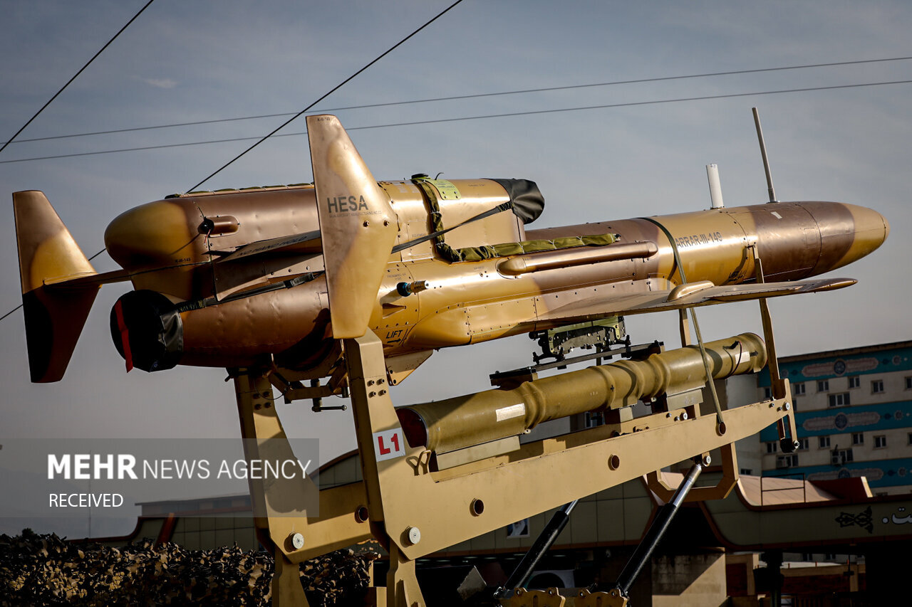 ایران با کدام موشک و پهپادش به اسرائیل پاسخ داد؟ + تصاویر