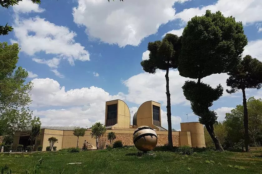 هنر جهان در قلب تهران