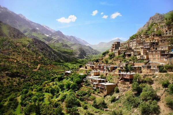 سفر در بهشت اردیبهشت | پیشنهادهایی برای سفر به رویایی‌ترین شهرهای ایران در زیباترین ماه سال