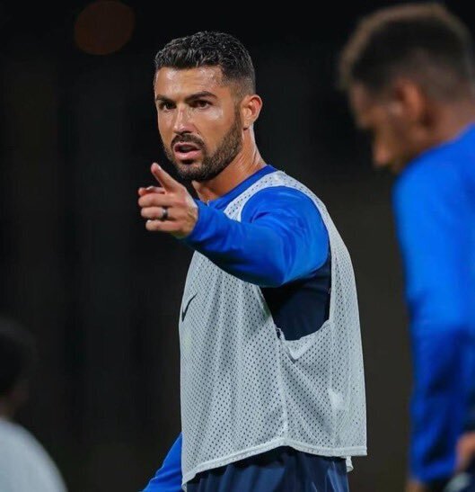 رونالدو ریش گذاشت ؛ چهره ابرستاره فوتبال جذابتر شد | تصاویر