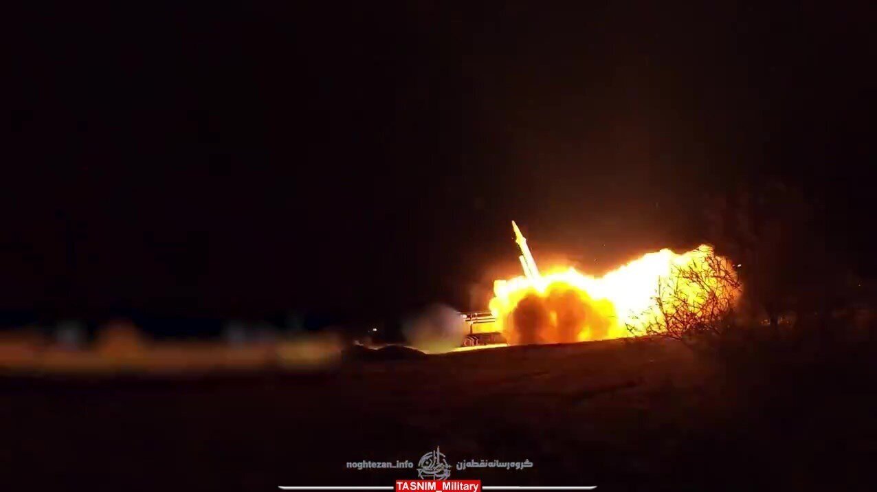 جزئیات جدید و هیجانانگیز از عملیات نظامی ایران علیه اسرائیل | تصاویری از اولین لحظات پیش از شلیک موشکها | تسلیحات استفاده شده در عملیات را ببینید