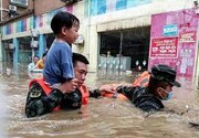 خیابان‌های چین در آب غرق شد + ویدئو | حجم سیلاب را ببینید