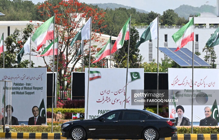 بیلبوردهای استقبال از رئیسی در اسلام آباد پاکستان