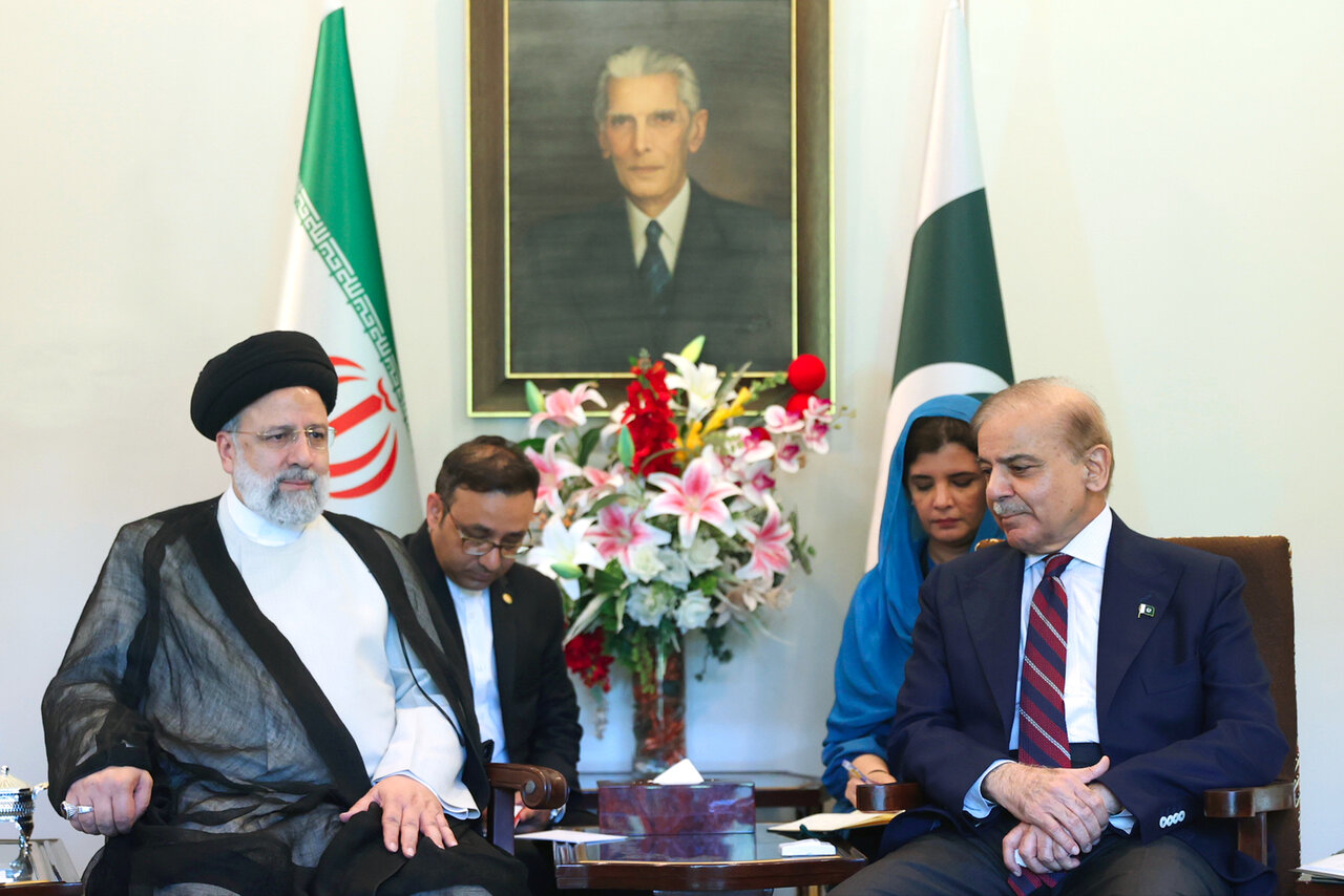 قدردانی شهباز شریف از رهبر انقلاب به دلیل حمایت از مردم کشمیر | کنایه رئیسی؛ ممکن است برخی همکاریهای دو کشور را نپسندند