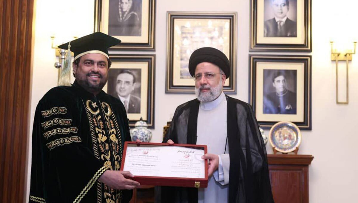 اعطای دکترای افتخاری دانشگاه کراچی به رئیسی + عکس