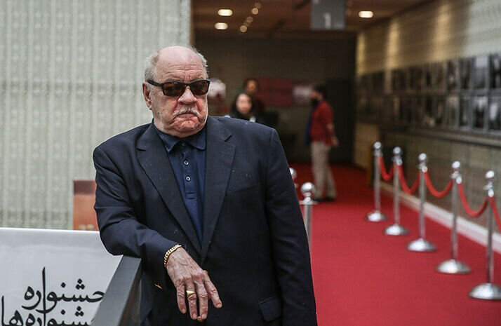 ماجرای ورورد فیلمساز مشهور آمریکایی به تهران | من زمان جنگ ویتنام هم به آمریکایی بودنم افتخار میکردم اما حالا...| تصاویر