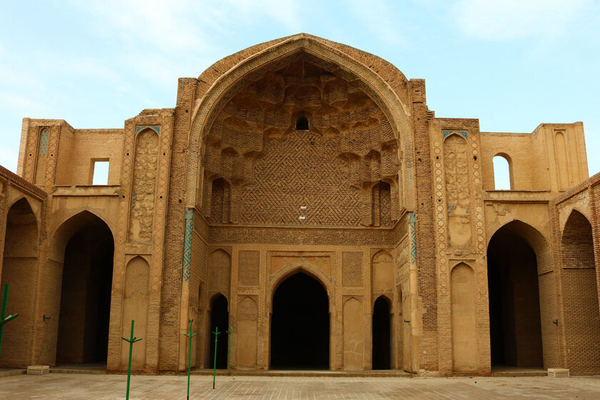 سفر به گلزارهای جنوب تهران