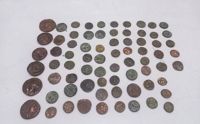جزئیات کشف سکه‌های دوره اشکانی از یک مسافر قطار