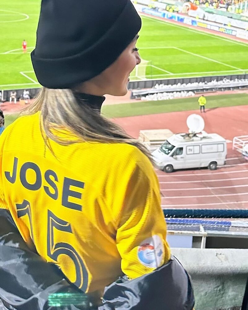 پشت پرده اسلام آوردن سرمربی پرتغالی سپاهان | پای ازدواج با بازیگر ایرانی در میان است | رازی که پیراهن خانم بازیگر فاش کرد (عکس)