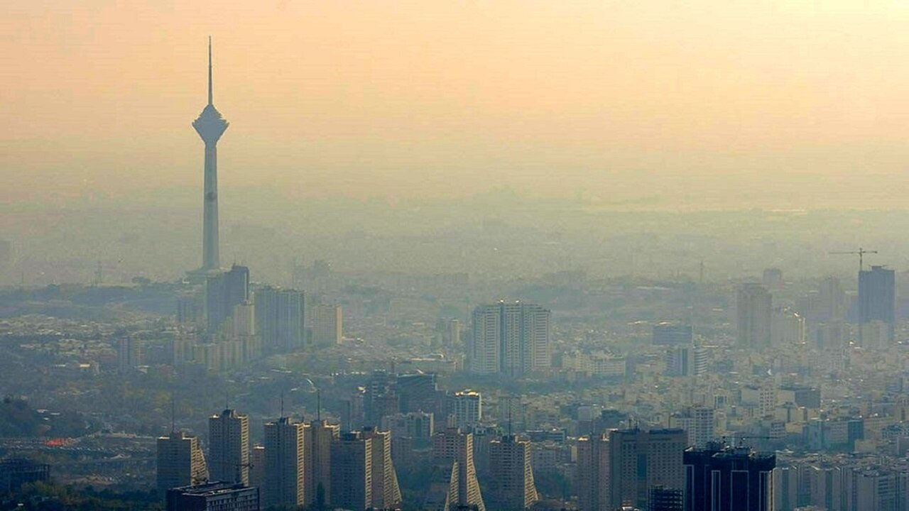 ریزگردهای قم به تهران نمی رسد | افکار عمومی را متشنج نکنیم