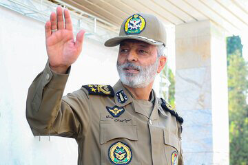 هدیه فرمانده سپاه